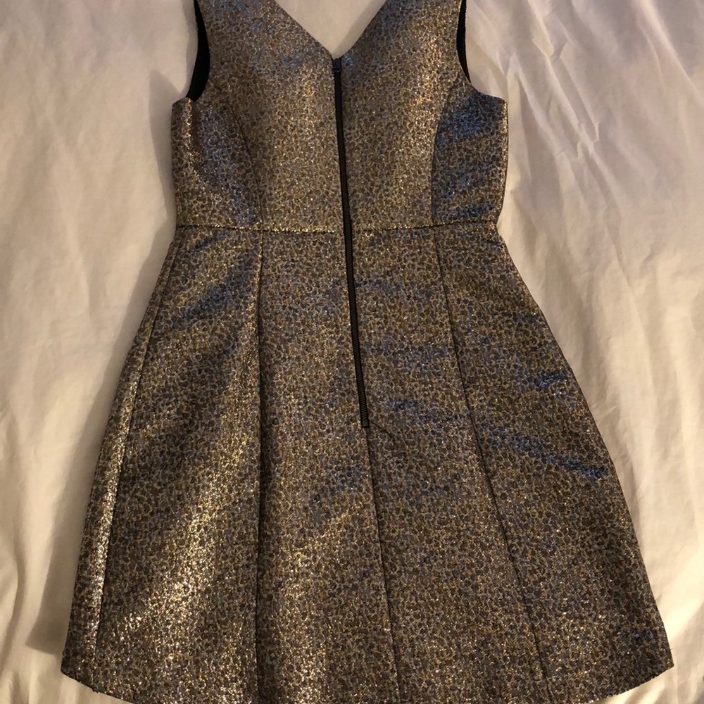 Sachin & Babi Allure Metallic cocktail dress - Picture 7 of 9